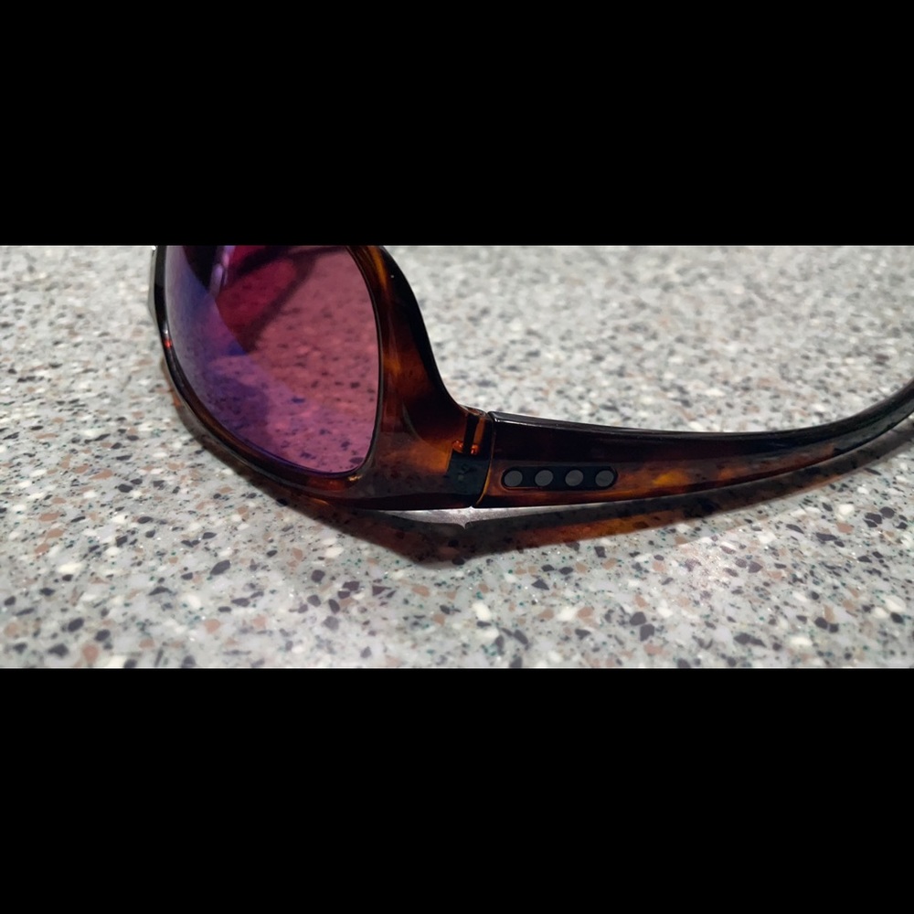 Color blind glasses - Picture 2 of 4